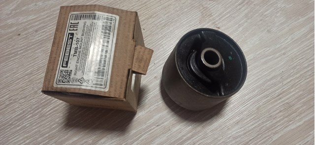 FEBEST TMB107 Подушка (опора) двигателя правая (сайлентблок) в наличии Запорожье