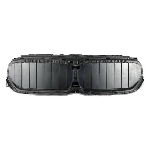 Решетка радиатора 51745A218F3 BMW