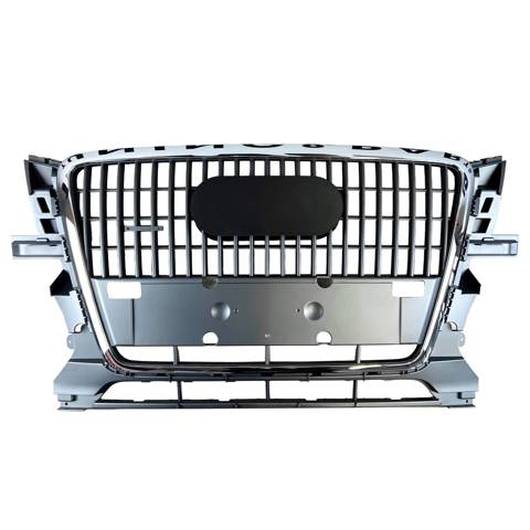 Решетка радиатора 8R0853651A VAG