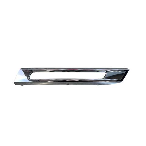 Ободок (окантовка) фары противотуманной правой A1668850874 MERCEDES