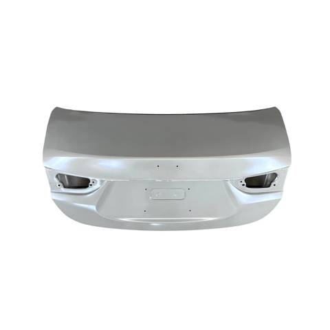 Крышка багажника GJY15261X MAZDA