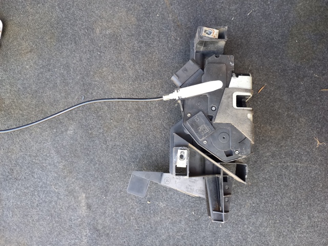 AE8A5421813CH FORD Замок водительской двери купить в Житомир