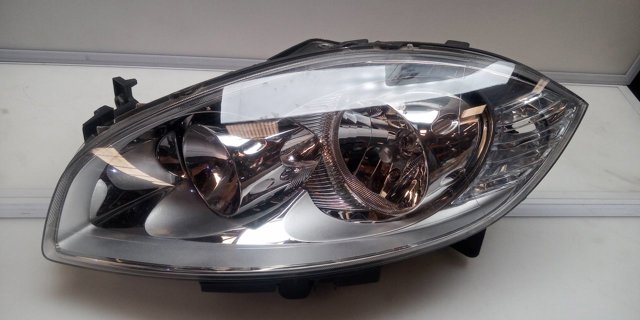 FIAT 51826739 Левая фара в наличии Винница