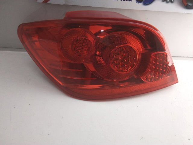 Lanterna traseira esquerda 5501940LLDUE PEUGEOT