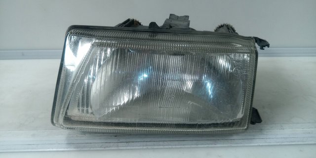 Luz esquerda Seat Ibiza 2 6K1