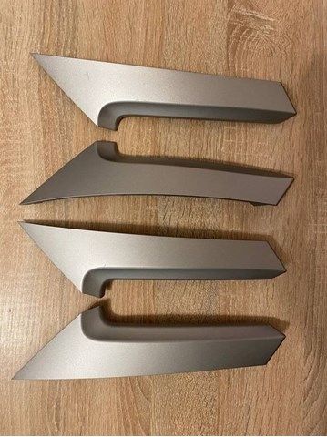 Ручка подлокотника задней двери внутренняя, левая 7464633040 TOYOTA