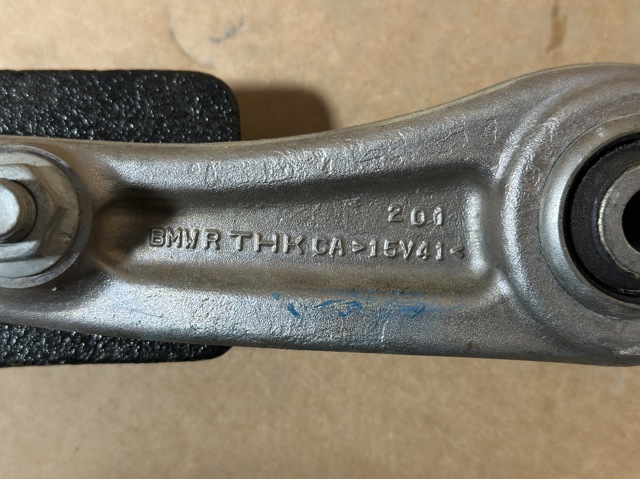 31106878082 BMW Рычаг передней подвески нижний правый купить в Черкассы
