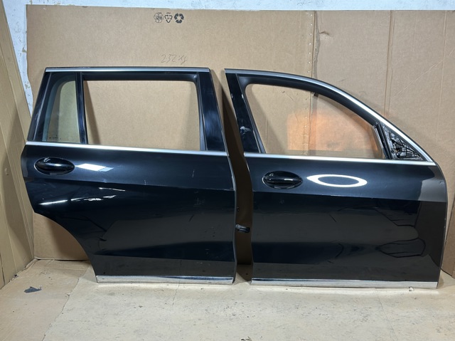 BMW 41518738556 Дверь передняя правая в наличии Черновцы