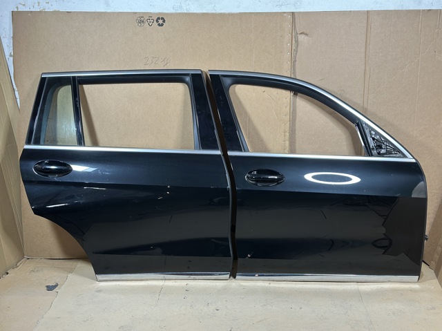 BMW 41518738556 Дверь передняя правая в наличии Каменское