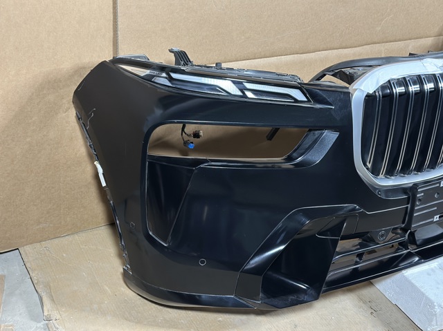 51118081817 BMW Передний бампер купить в Винница