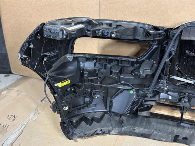 51118081817 BMW Бампер передний купить в Тернополь