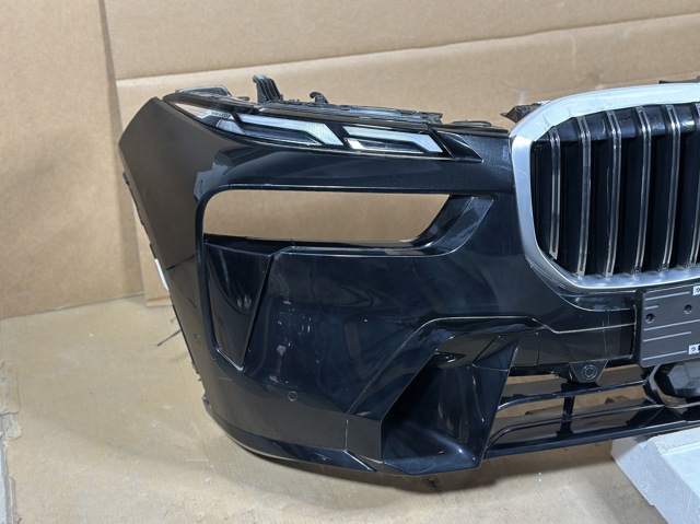 BMW 51118081817 Передний бампер в наличии Сумы