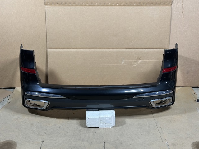 Бампер задний 51125A0BD59 BMW