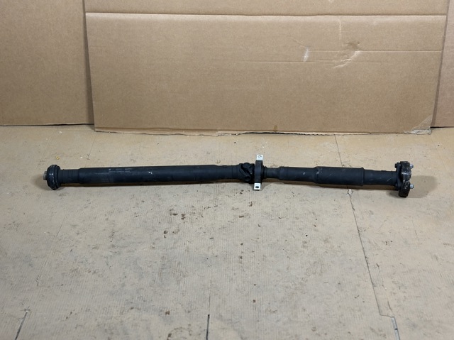 Вал карданный задний в сборе 8859170 BMW