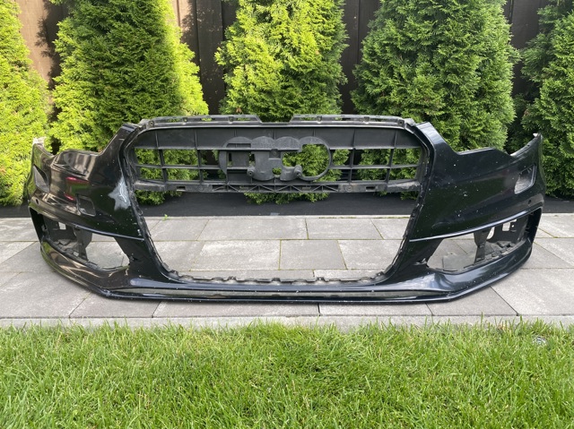 Передний бампер 4G0807437 VAG