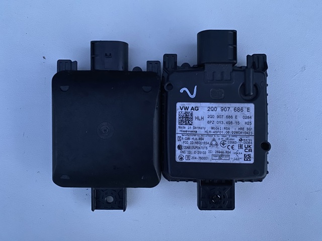 Радар смены полосы движения 2Q0907686E VAG