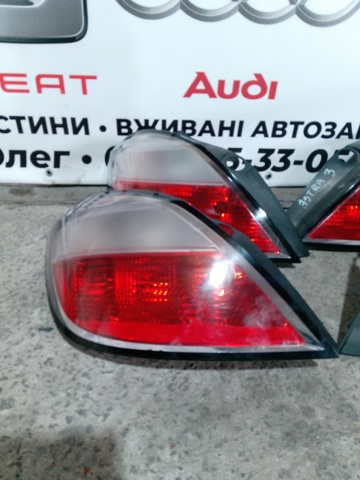 Фонарь задний левый 24451835 OPEL