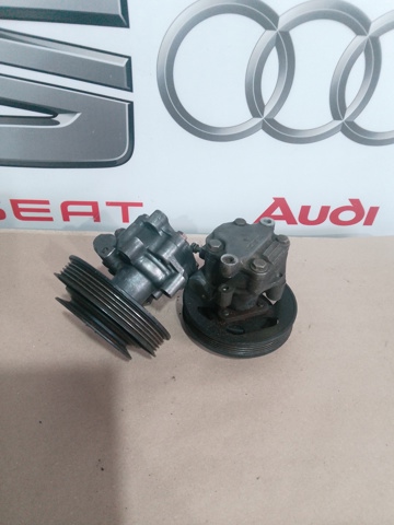 Помпа ГУР Audi A4 Avant B5