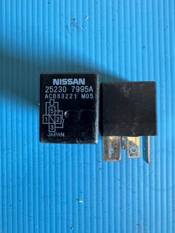 Реле противотуманной фары 252307990A NISSAN