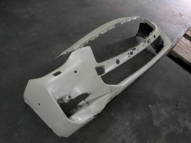 Бампер передний 620225DB0H NISSAN