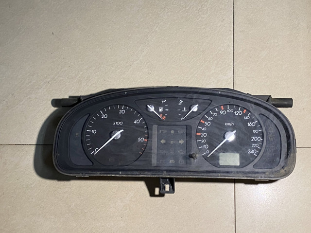 RENAULT 8200218863 Панель приборов в наличии Хмельницкий