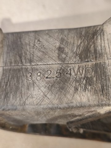 HYUNDAI 218323E384 Левая подушка двигателя в наличии Одесса