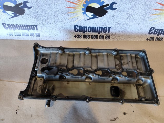 HYUNDAI 224104A012 Крышка клапанная в наличии Ужгород