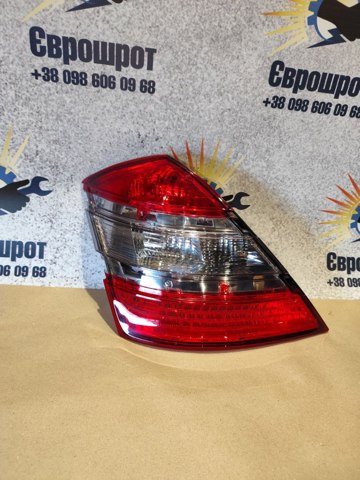 Задний левый стоп 4401940LUE DEPO