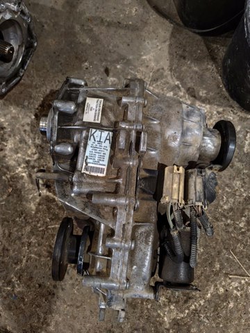 Коробка раздаточная в сборе 473004C211 HYUNDAI