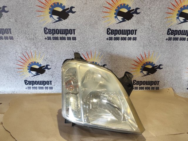 Правая блок фара 93321053 OPEL