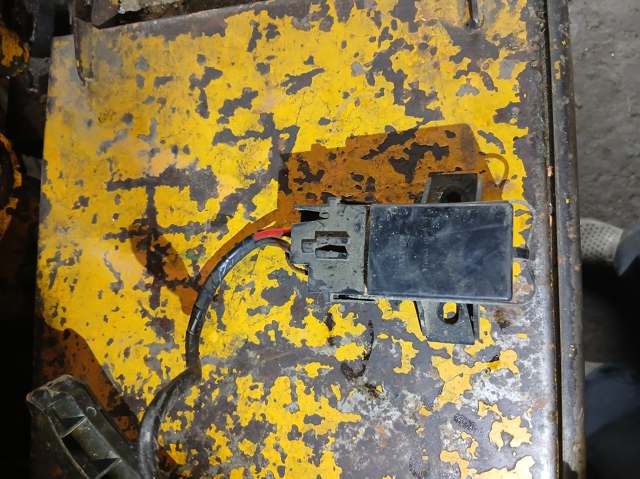 87VB11450AA Втягивающее реле стартера купить Ровно