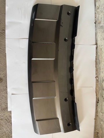 Заглушка бампера буксировочного крюка CK5219B537AA LAND ROVER
