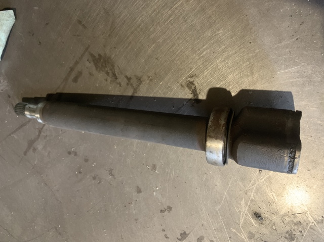 Полуось задняя, правая 1707965 FORD