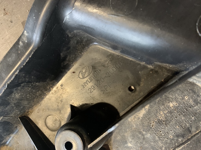 HYUNDAI 291203L000 Защита двигателя передняя в наличии Ровно