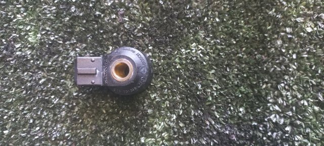 VAG 030905377A Датчик детонации в наличии Львов