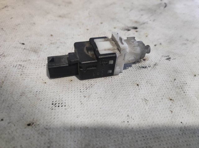 46840510 Датчик стоп сигнала купить Сумы