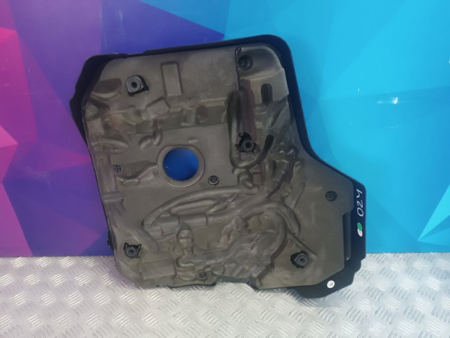 BMW 11148676203 Крышка мотора декоративная в наличии Украина