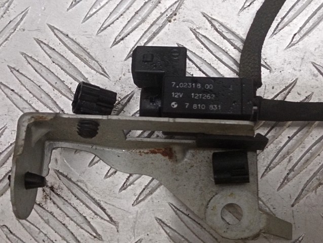 Клапан соленоид регулирования заслонки EGR 11747810831 BMW