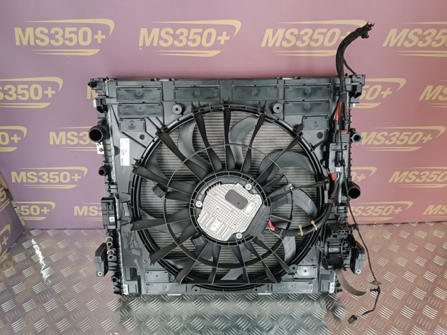 Радиатор системы охлаждения двигателя 17115A3F239 BMW
