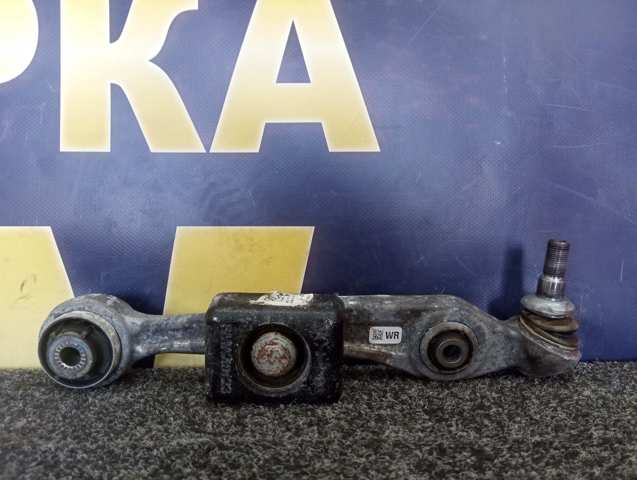 Нижний правый рычаг передней подвески Бмв Х5
