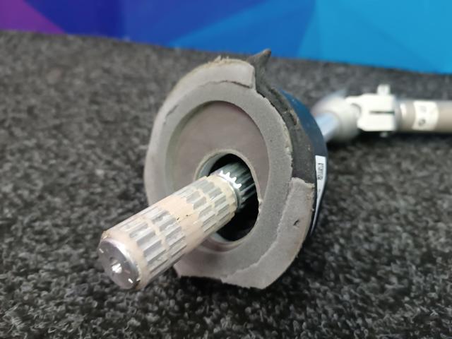 32306871959 BMW Вал рулевой колонки купить в Чернигов