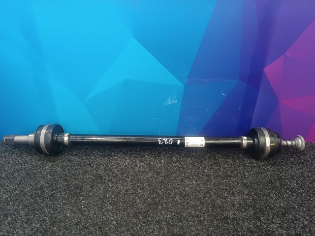 Полуось задняя, правая 33208695488 BMW