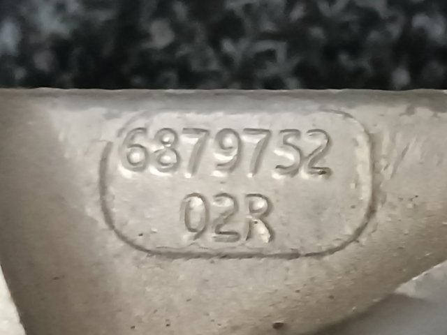 Цапфа поворотного кулака 33306871028 BMW