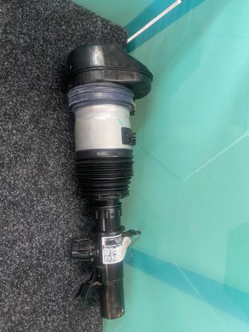 BMW 37106892426 Амортизатор передний правый в наличии Полтава
