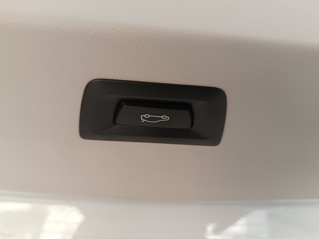 Пятая дверь 41007486250 BMW
