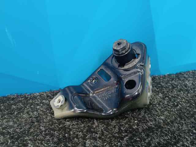 BMW 41007492365 Кронштейн крепления крыла  переднего левого верхний в наличии Чернигов