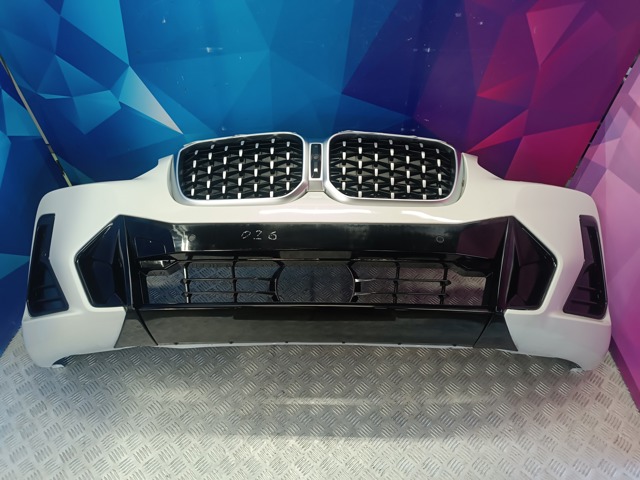 Бампер на авто 51115A40FA9 BMW