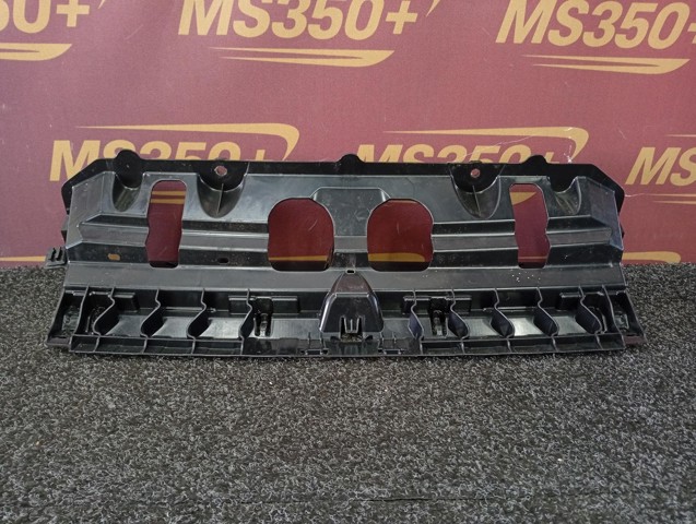 BMW 51127420650 Кронштейн бампера заднего центральный в наличии Ужгород