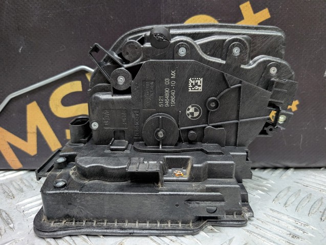 Замок передней пассажирской двери 51229464890 BMW