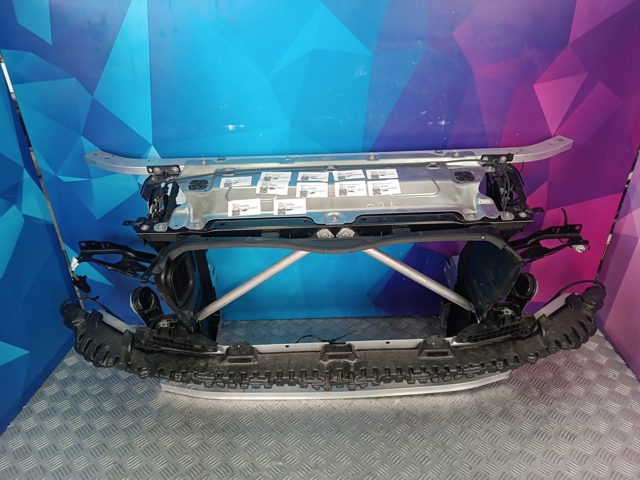 Поперечина рамы задняя 51647400110 BMW